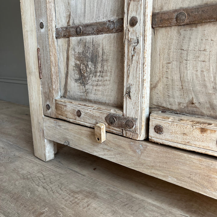 Antique Small White Wash Cupboards | Fitri