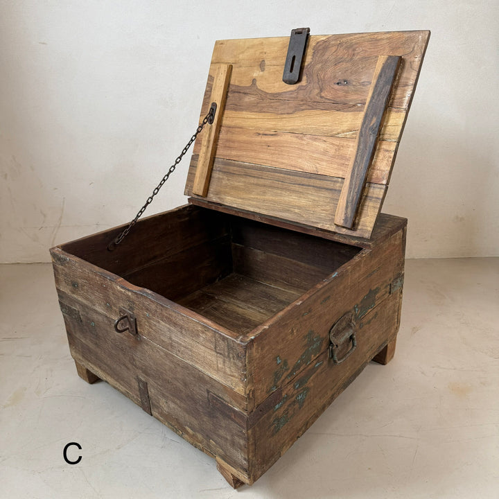 Antique Square Blanket Box | Chilworth