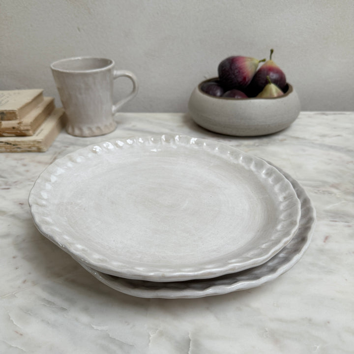 Hand made small plate white | Florence