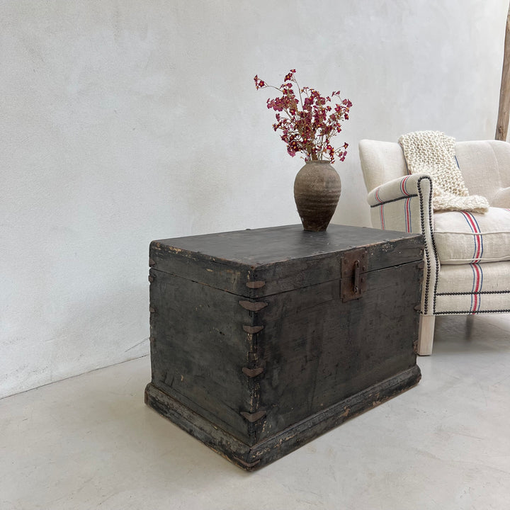 Antique Black Blanket box | Bexhill