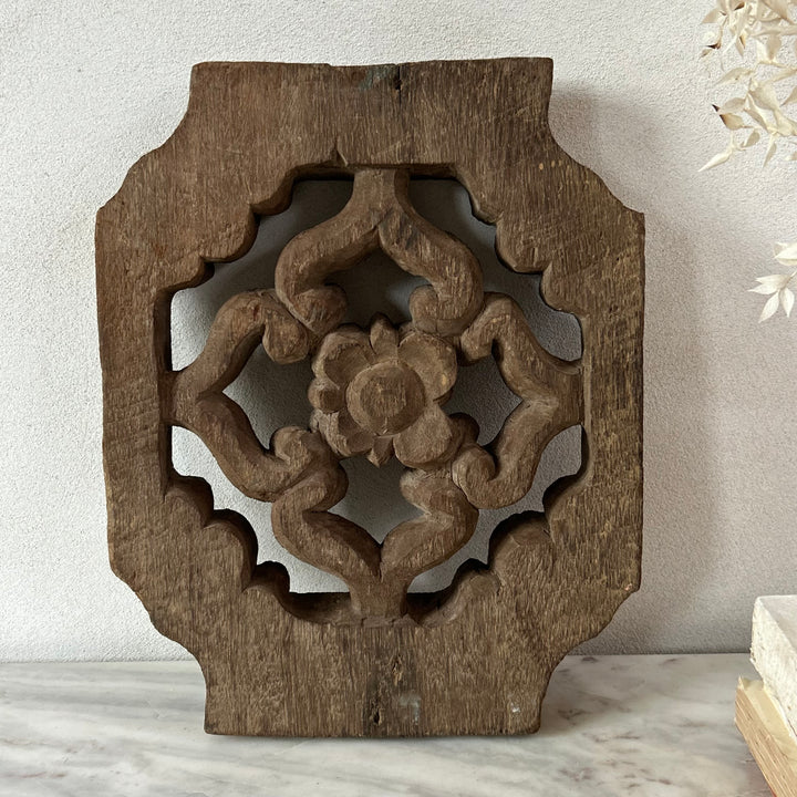 Antique Wood Carving Artwork Aulia