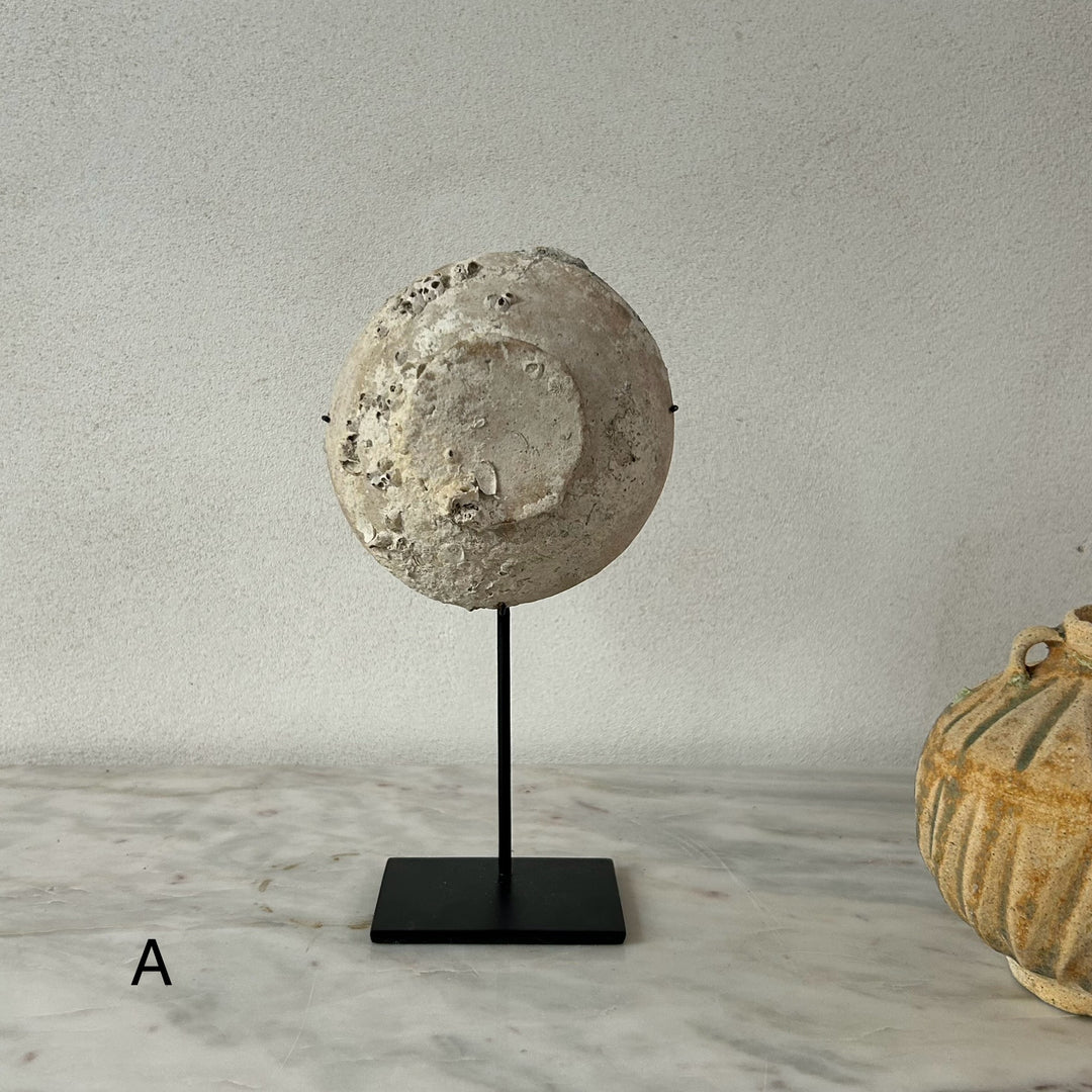 Ship wrecked bowl on Stand