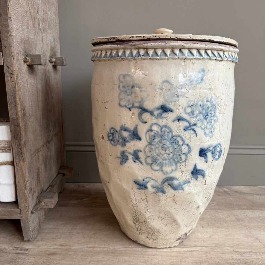 Large Antique Chinese Cizhou Storage Jar with Lid
