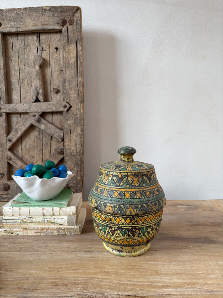 Antique Moroccan Safi Jubbaha Pot | Laila