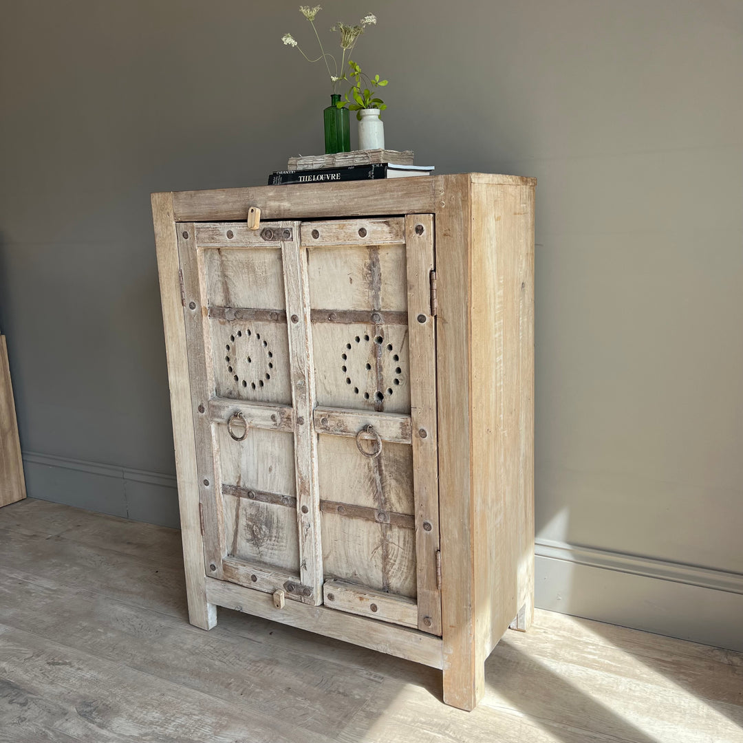 Antique Small White Wash Cupboards | Fitri