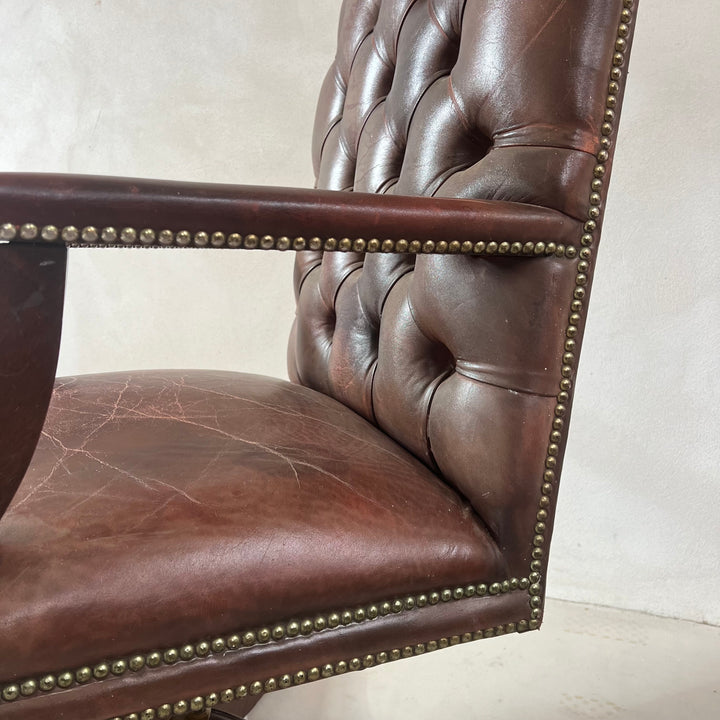 Vintage Mahogany Leather Gainsborough Swivel Chair | Oswald