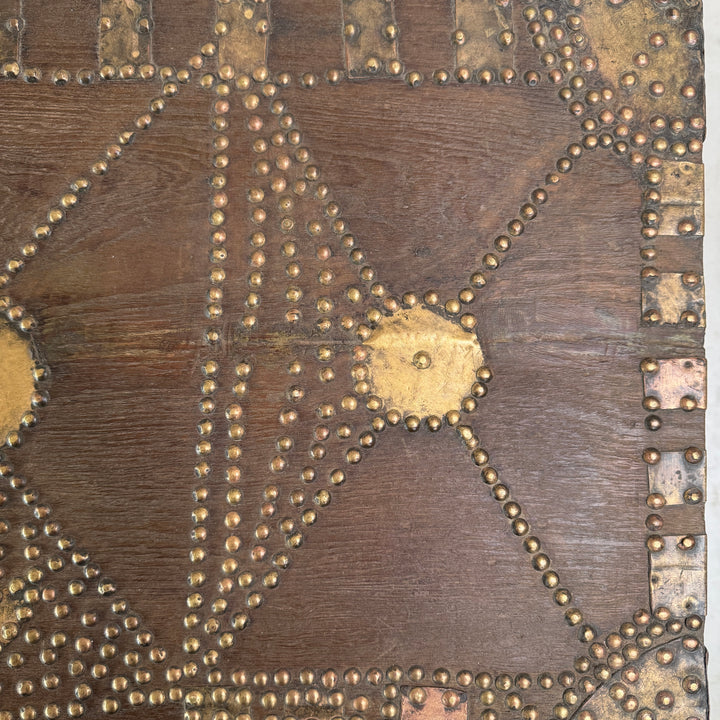 Antique Studded Blanket box | Shere