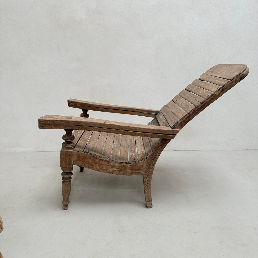 Antique Colonial Campaign Chair Giles