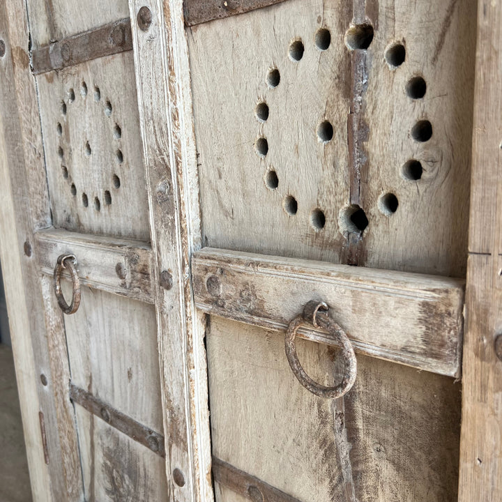 Antique Small White Wash Cupboards | Fitri