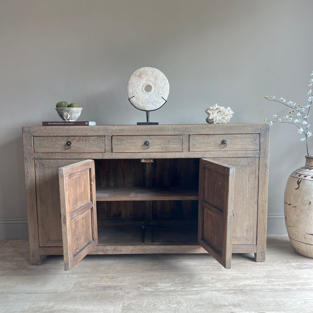Antique Cupboard | Caspar