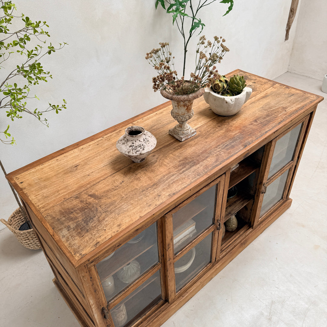 Victoria Antique Glazed Shop Counter
