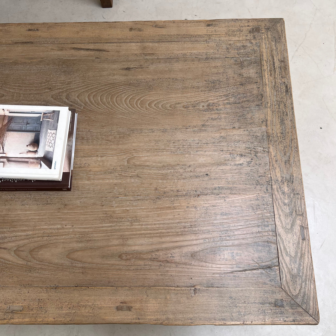 Antique Extra Large Coffee table with drawers | Matilda