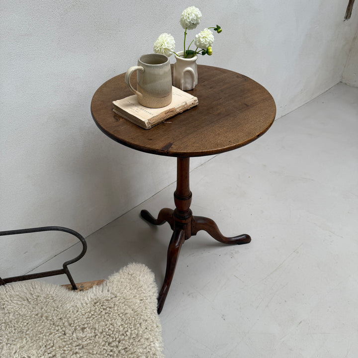 Antique Victorian Round Elm Table