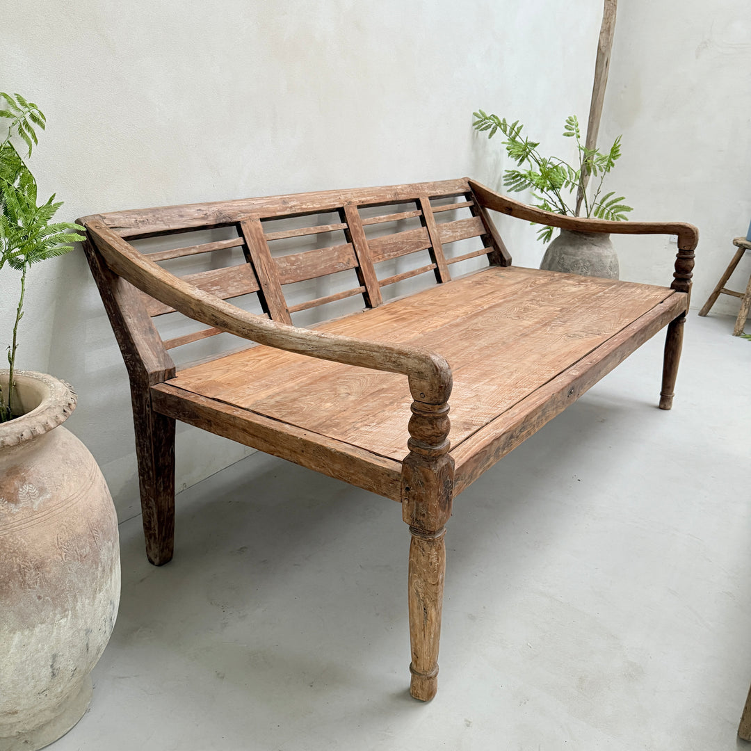 Large antique hand carved wooden Daybed Bench | Sebastian