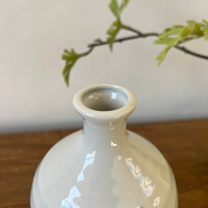 Japanese Sake Bottle White | Fabuki