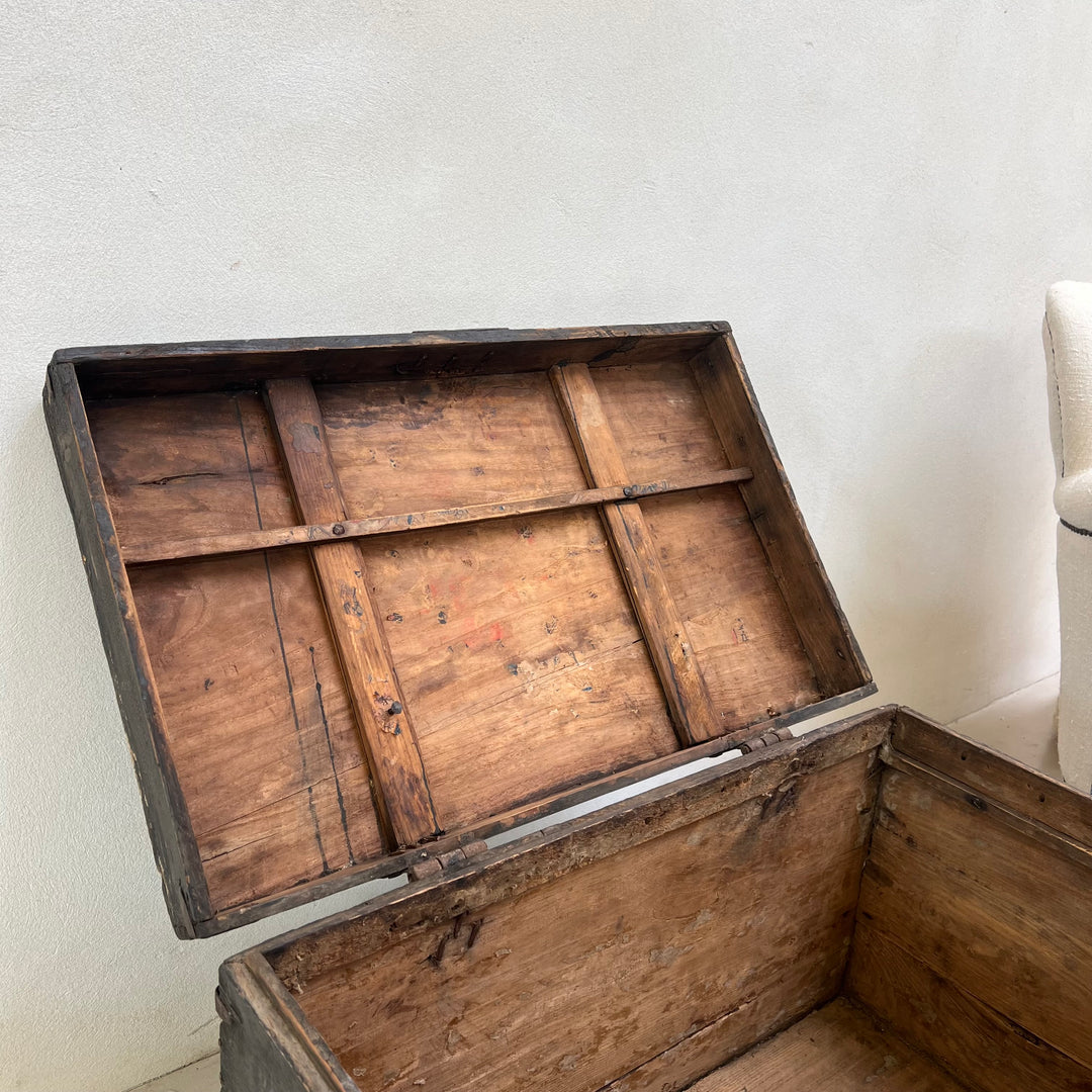 Antique Black Blanket box | Bexhill