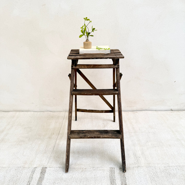 Folding vintage step stool | Vinnie
