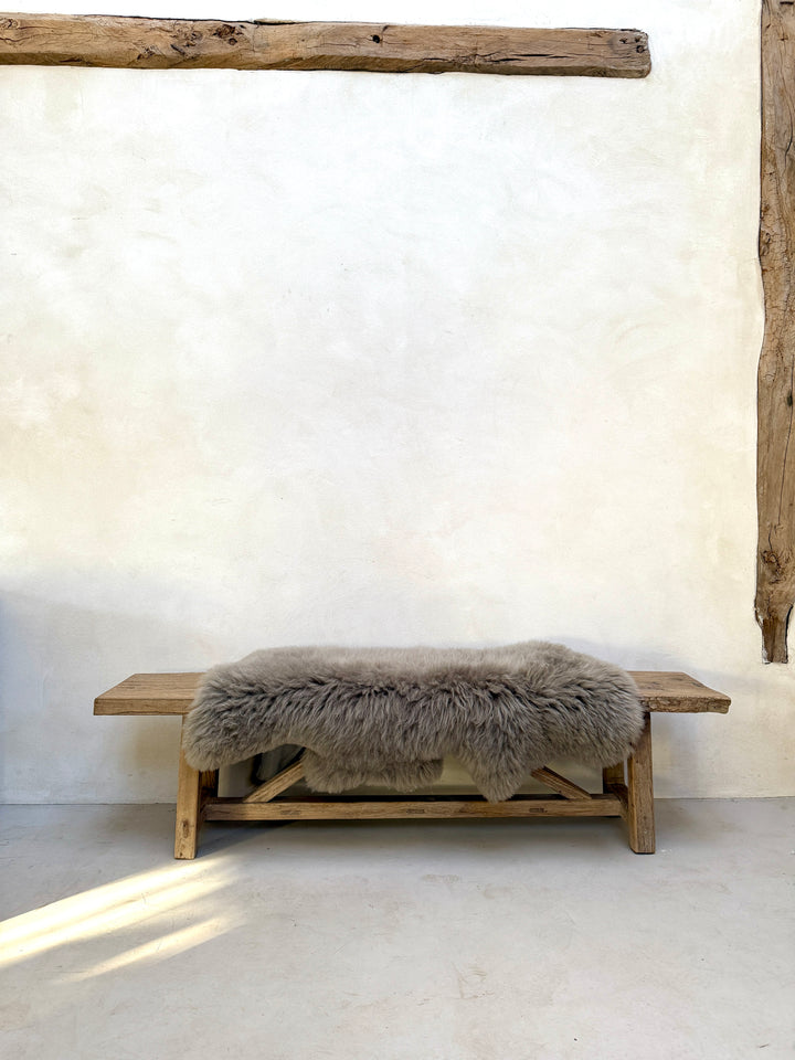 Long wool extra large truffle sheepskin