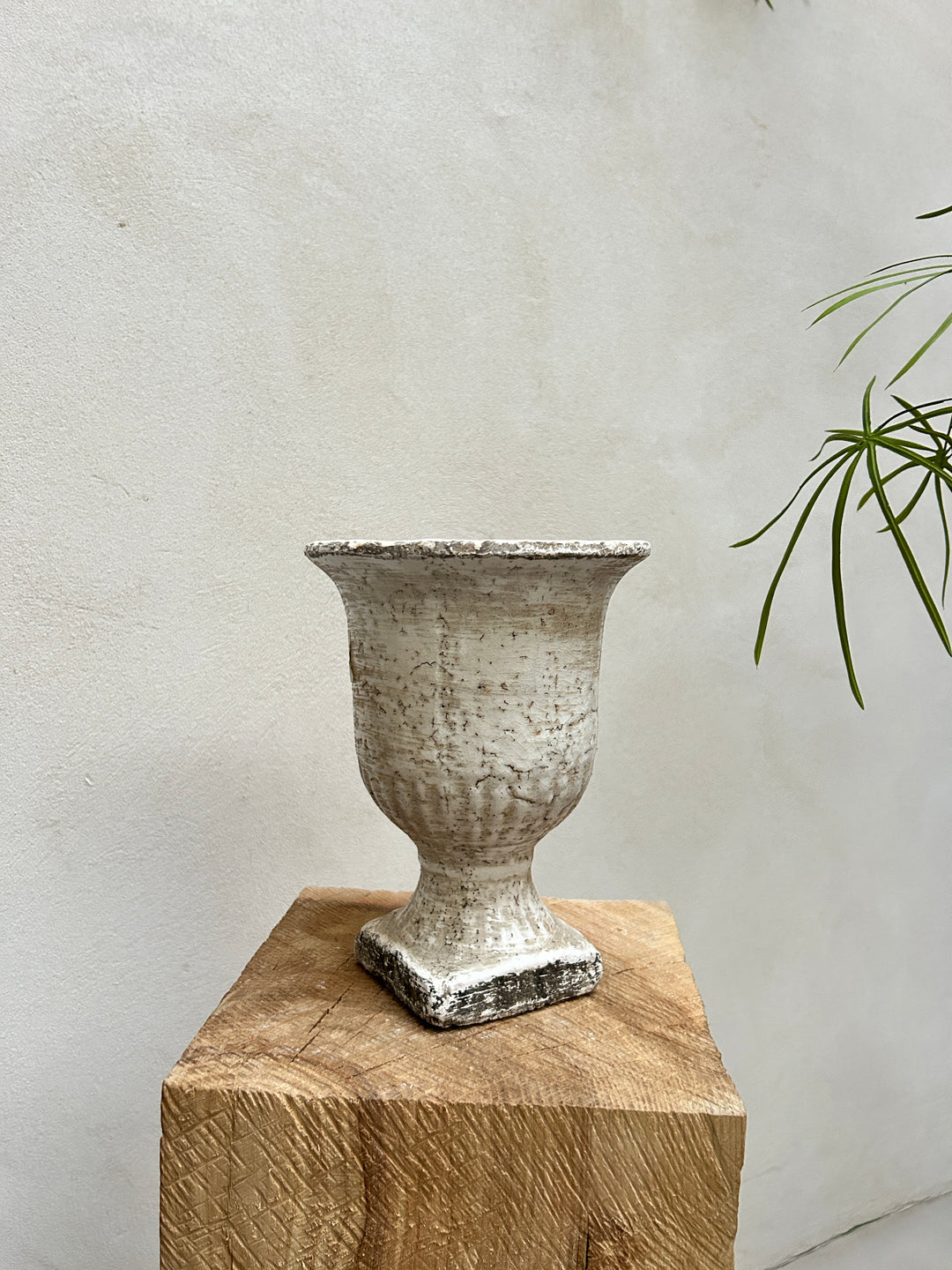 Amelia Crackle Glaze Urn