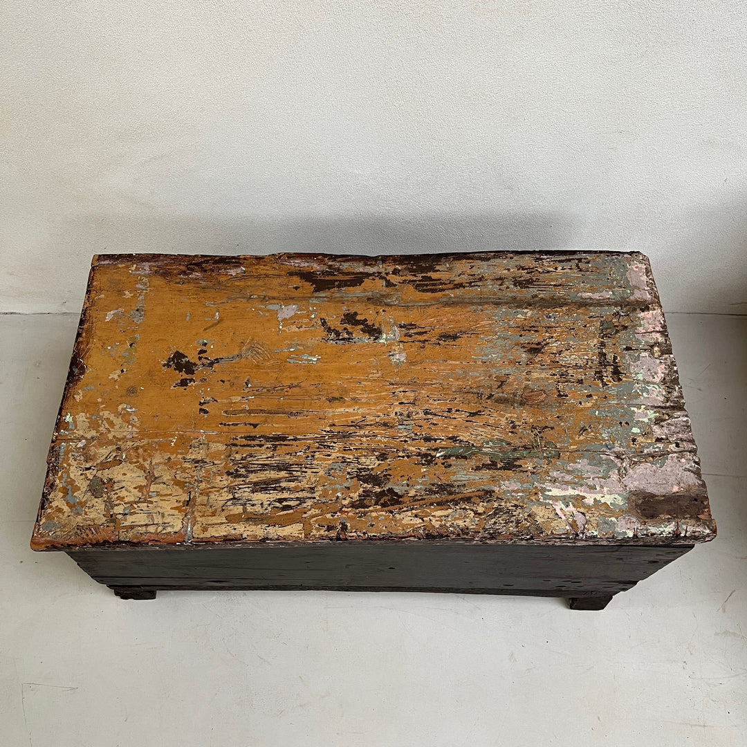 Antique African Blanket Box | Ayana