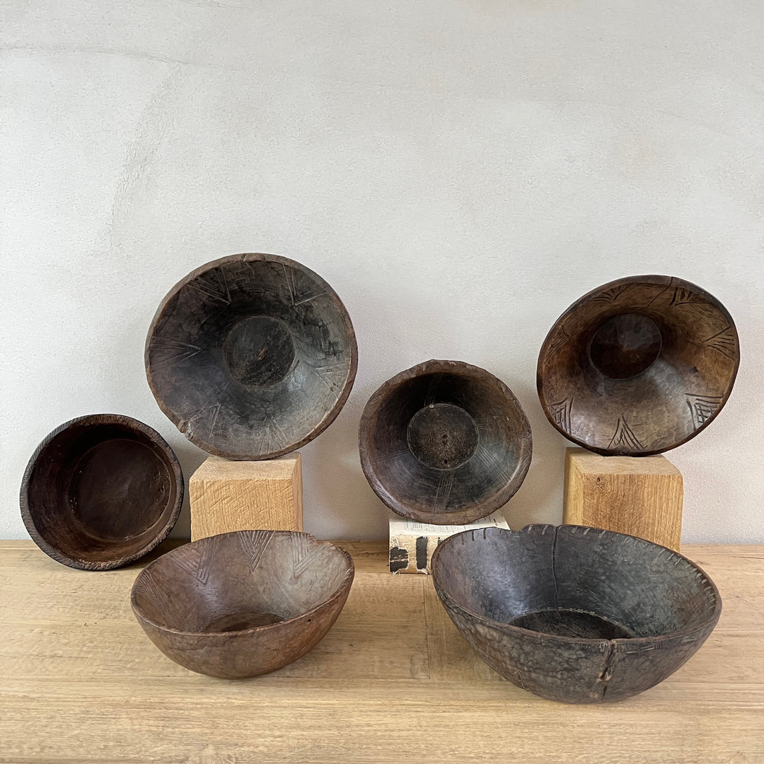 Antique African wooden bowl | Wubette collection