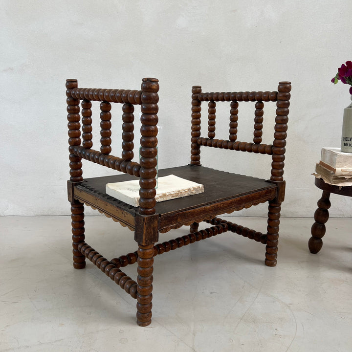 Antique Bobbin Chair | Harold