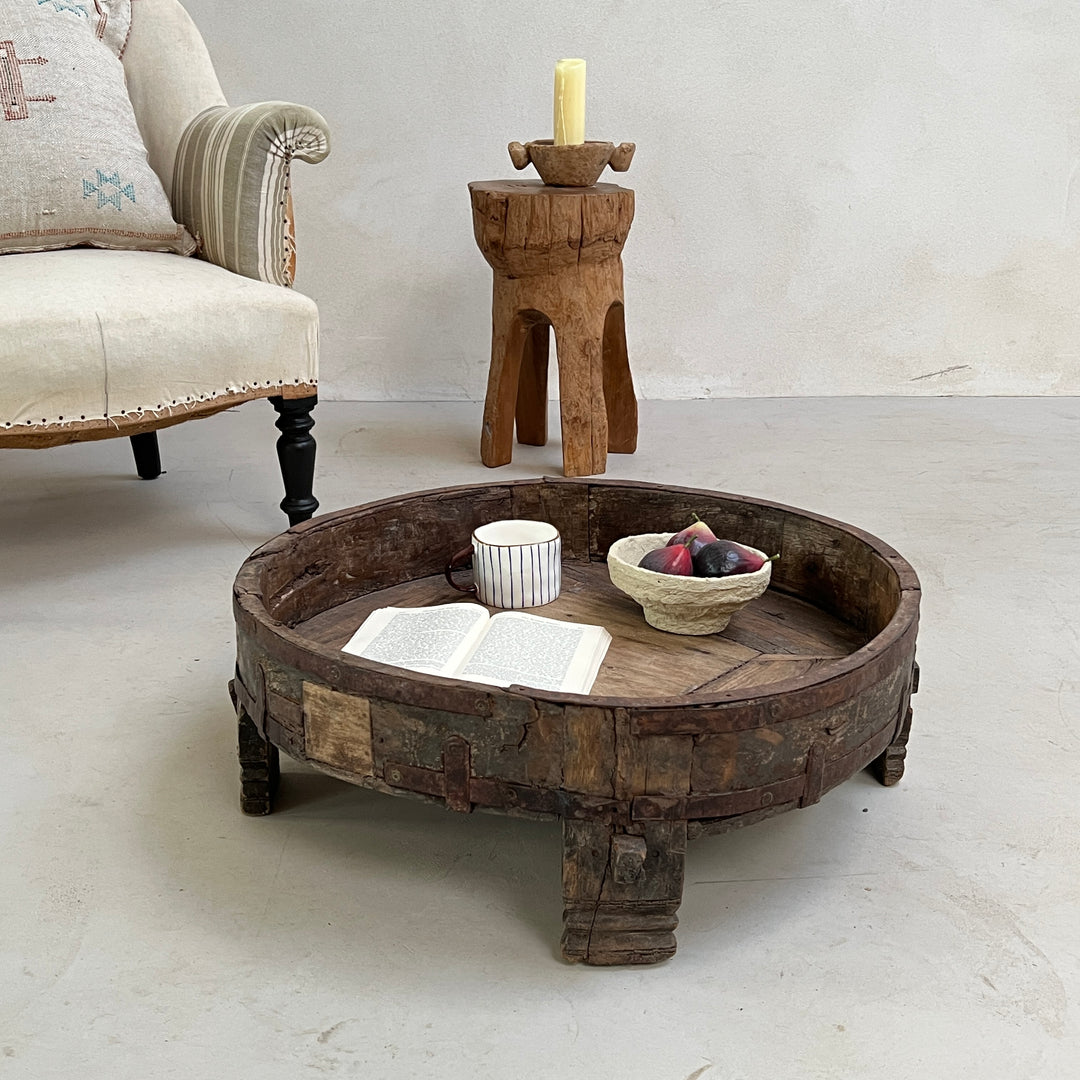 Antique Carved Round Coffee Table | Samual 5