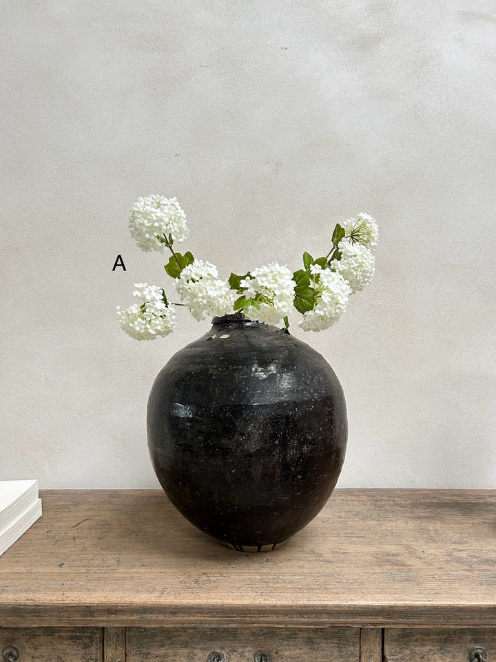 Antique Chinese Ceramic Glazed Urn