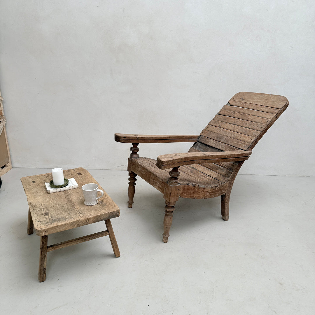 Antique Colonial Campaign Chair Giles