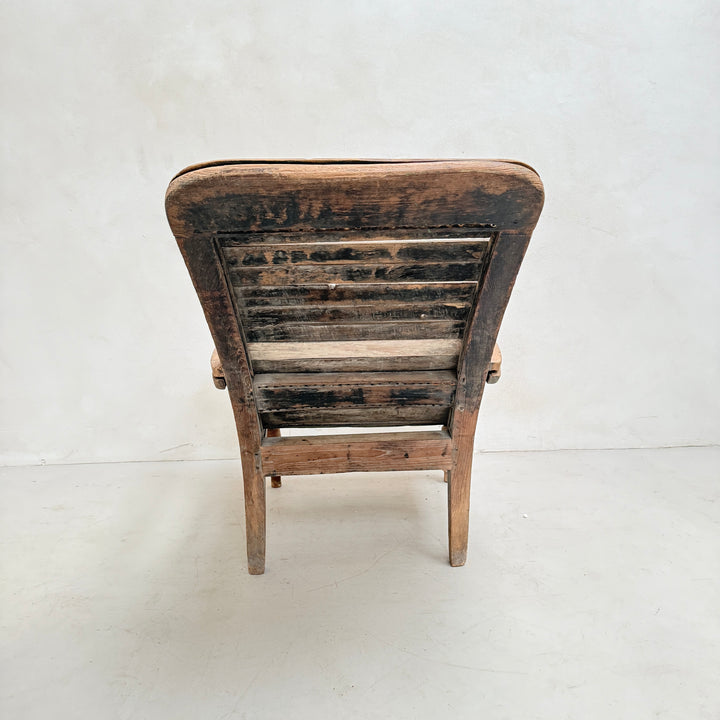 Antique Colonial Campaign Chair Giles