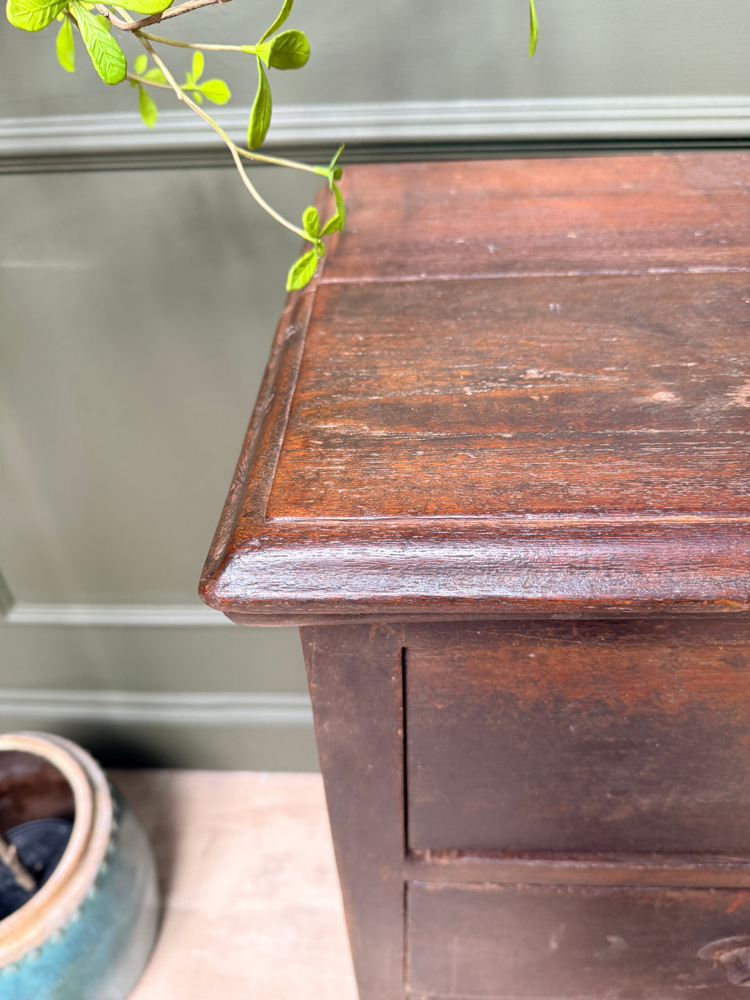 Antique Dark wood chest of drawers | Isobel 