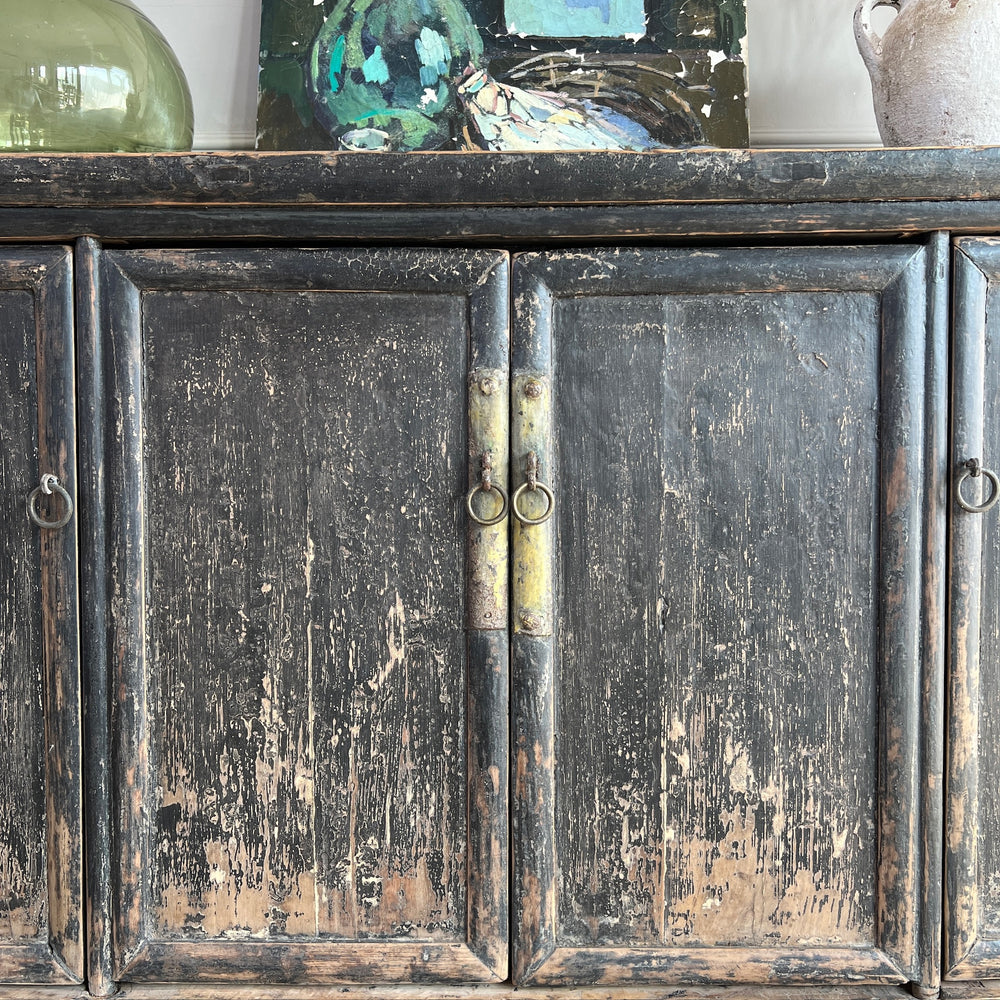 Antique Elm Black Cabinet | Fonteyn