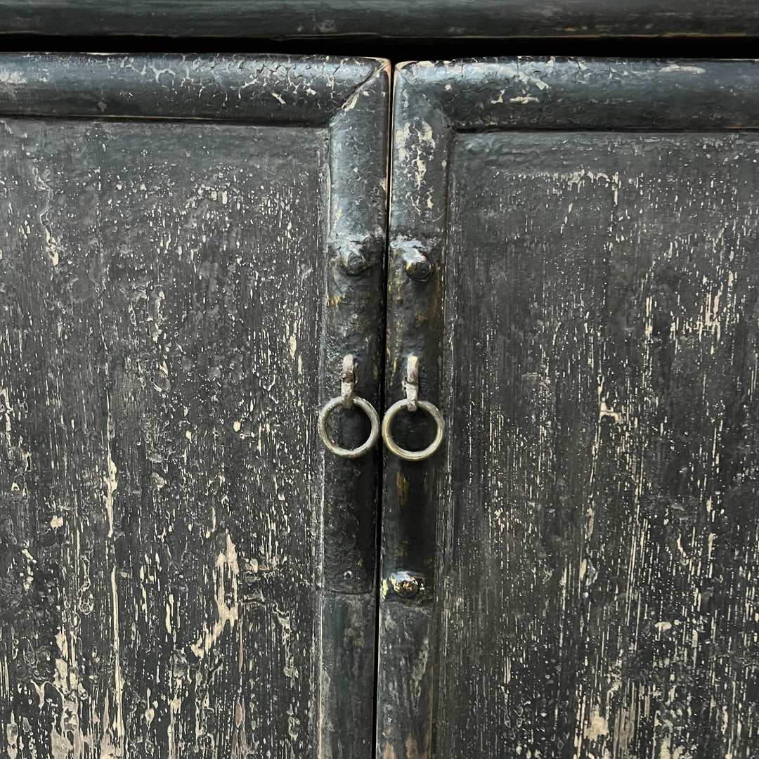 Antique Elm Black Cabinet | Fonteyn
