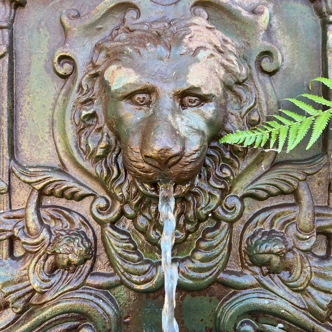 Antique Lion Water feature front view