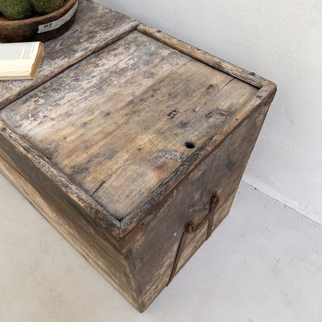 Antique Rustic Wooden Trunk | Elizabeth