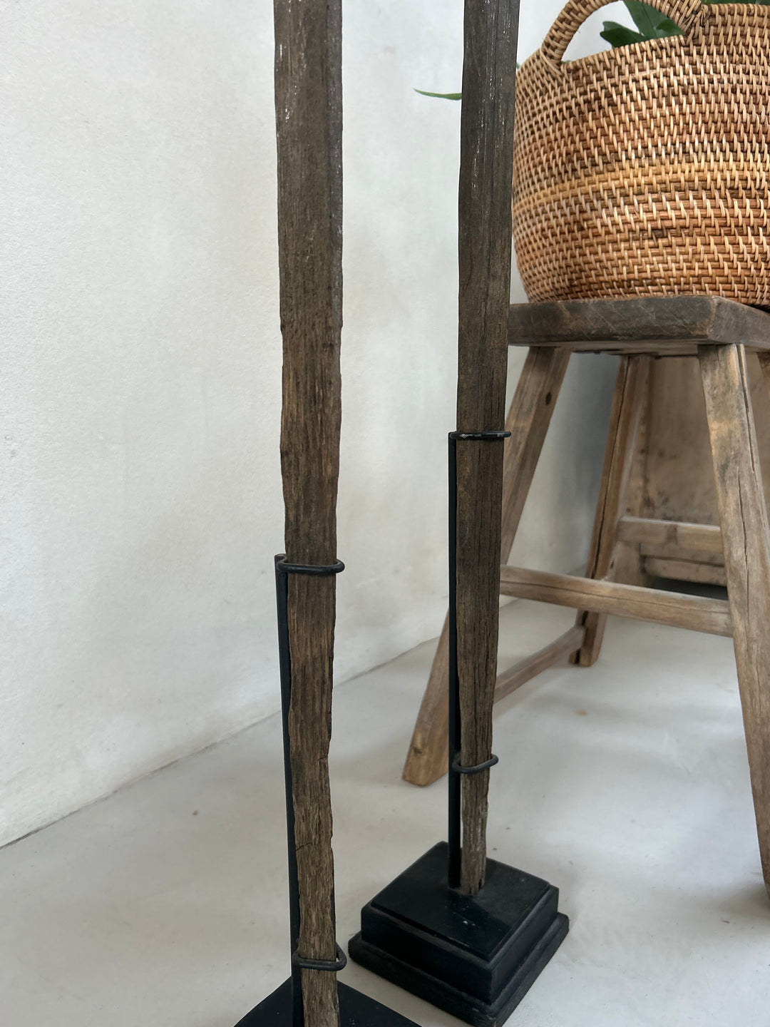 Antique Tribal Totem pole Harta