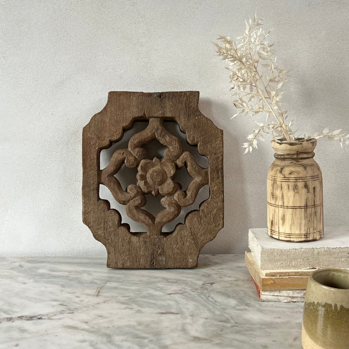 Antique Wood Carving Artwork Aulia