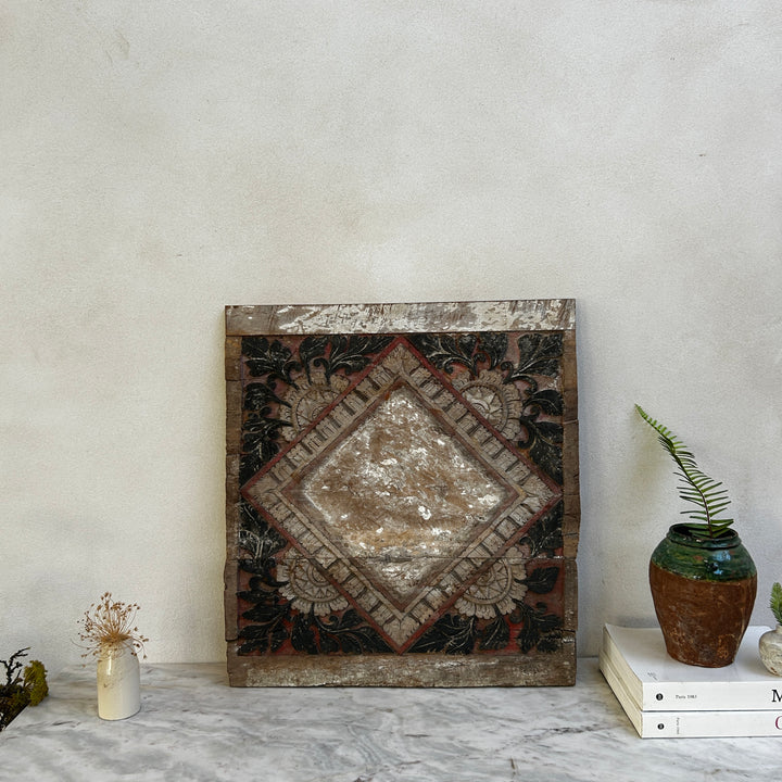 Antique Wood Carving Artwork Nirana