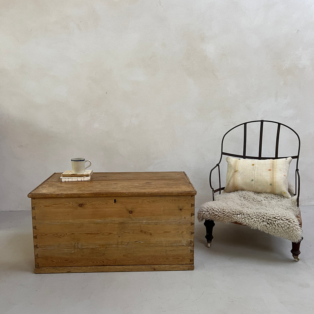 Antique Wooden Blanket Box | Gretal