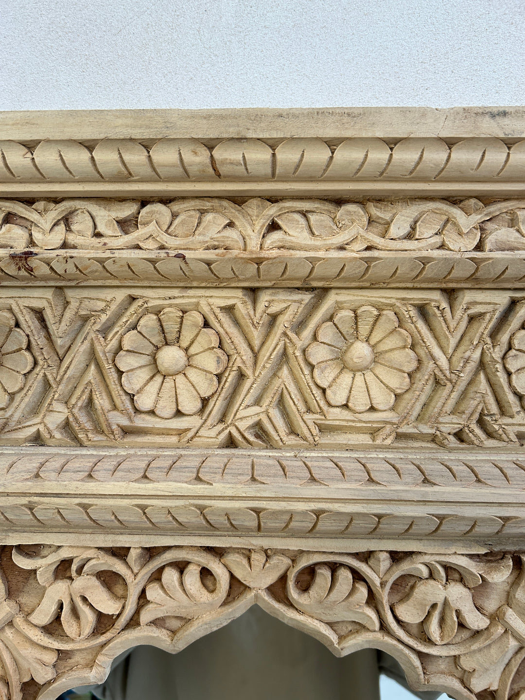 Antique hand-carved teak arched mirror | Eirah