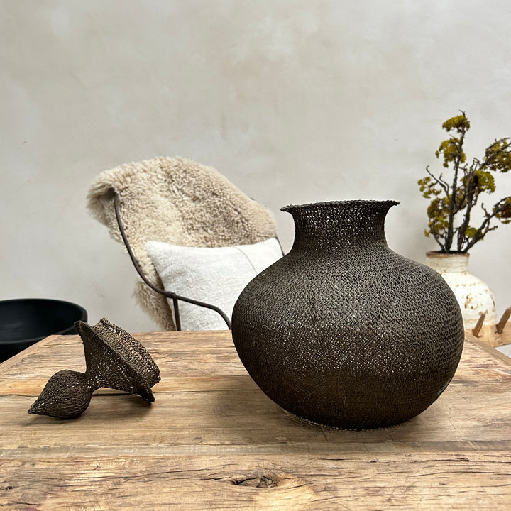 Antique mesh ginger jar with lid | Annisa