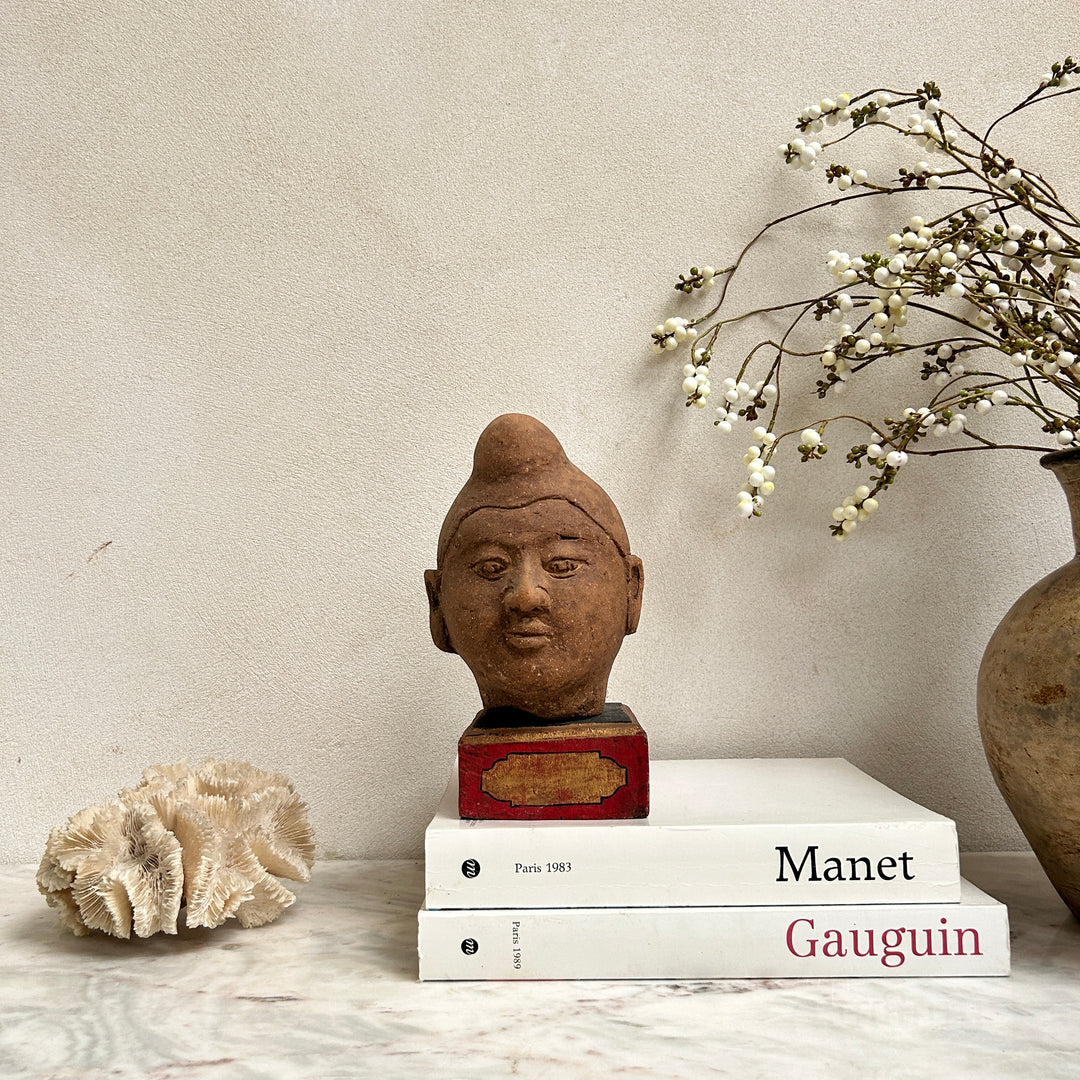 Antique terracotta bust of man | Suarti