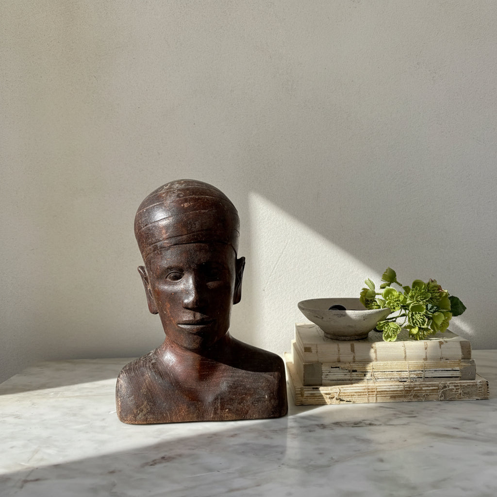 Antique wooden bust of man | Madi