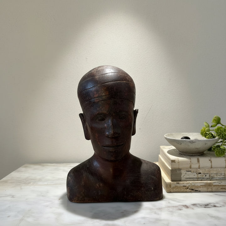 Antique wooden bust of man | Madi