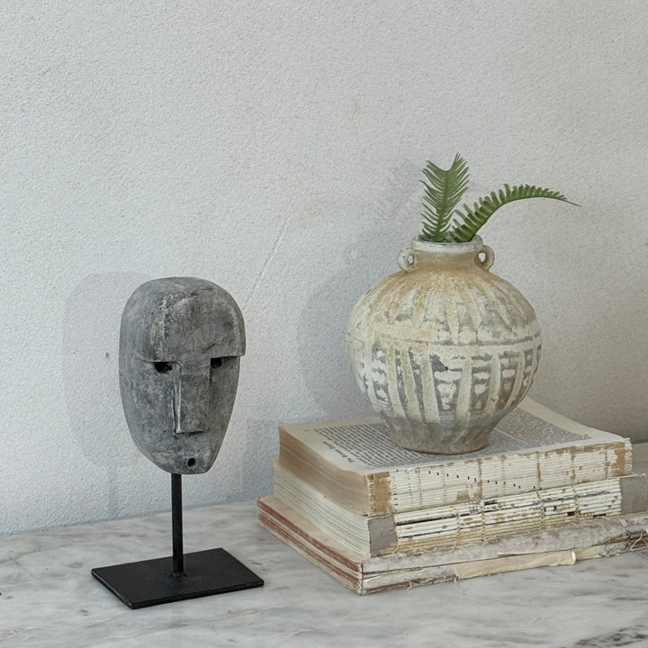 Stone Sumba statue on stand |Sula