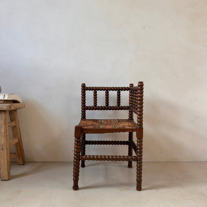 Antique Corner Bobbin Chair | Edith