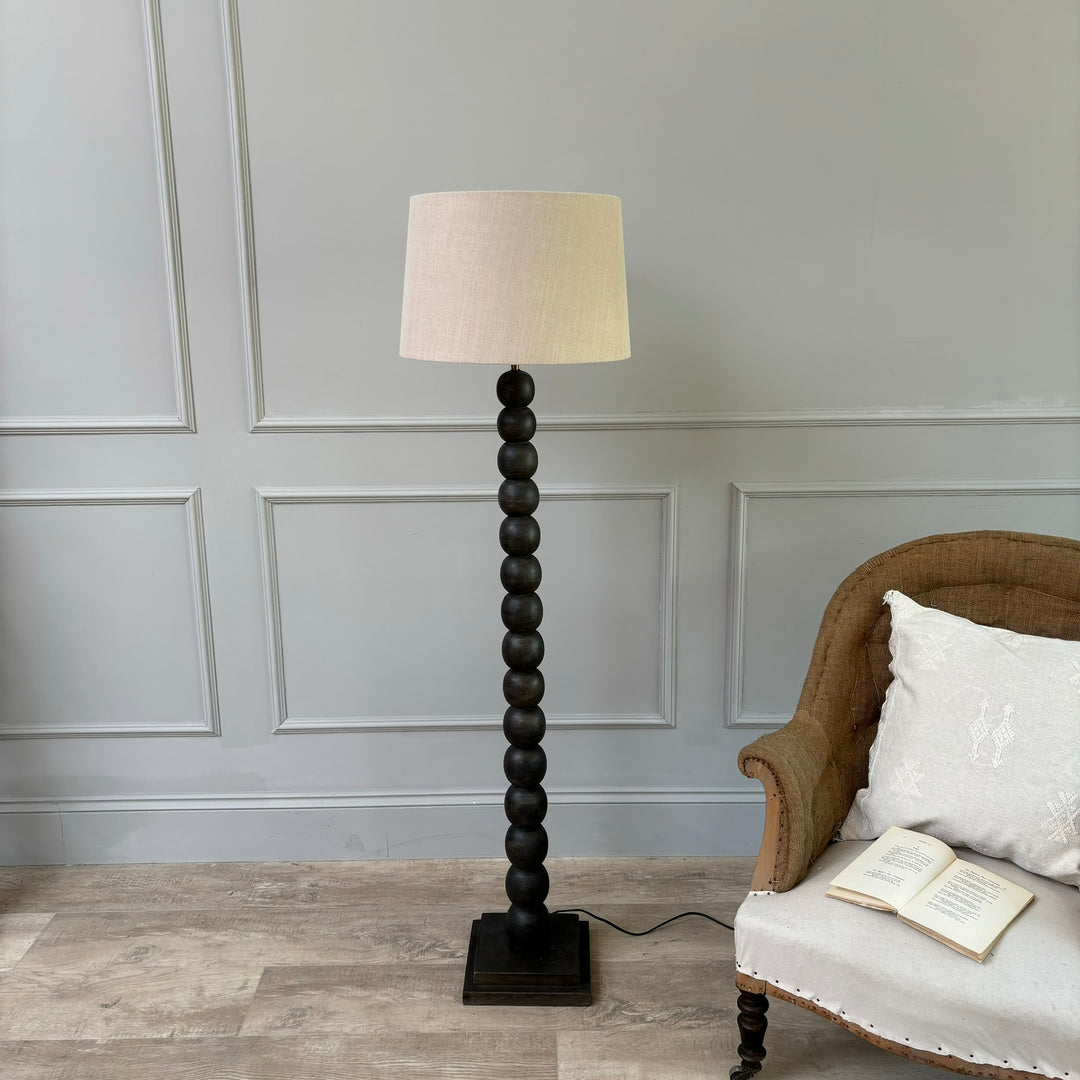 Bobbin floor lamp with shade