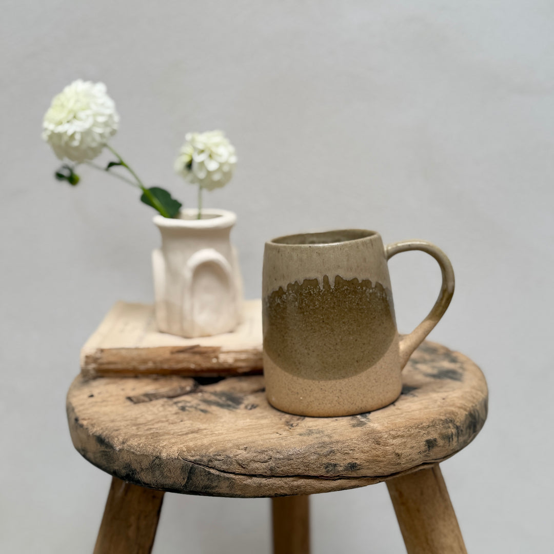 Brown Stoneware Mug | Soleia