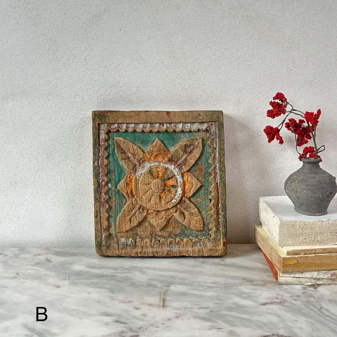 Antique Wood Carving Artwork Kirana