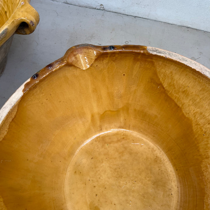 Antique pale ochre passata bowl